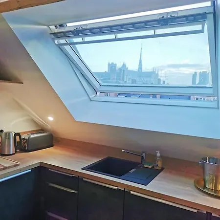 Hypercentre : Vue Cathedrale - Verriere - Cosy Апартаменты *